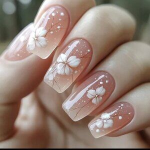 Press on nails*no glue*